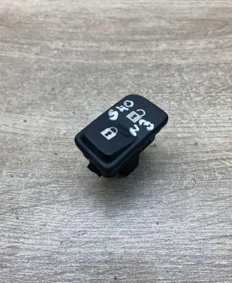 Volvo V50 Central locking switch button 30669958 30669957