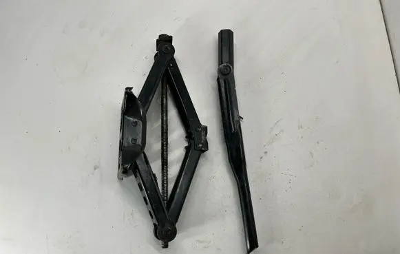 Dodge Charger Lift Jack 68055402AB 68059909AB 863646