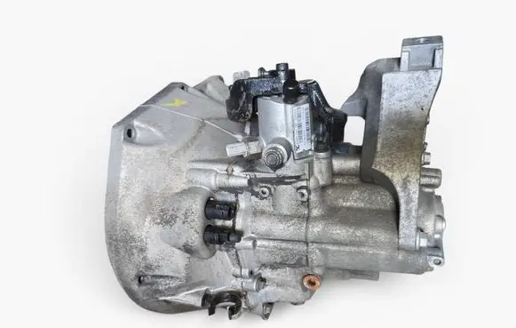 Ford C-MAX II Manual 6 speed gearbox AV6R7002GF