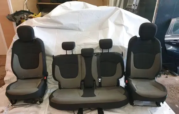 Renault Captur Seat set 