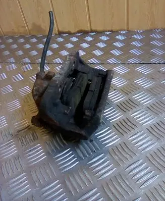 Citroen Xsara Picasso Front brake caliper