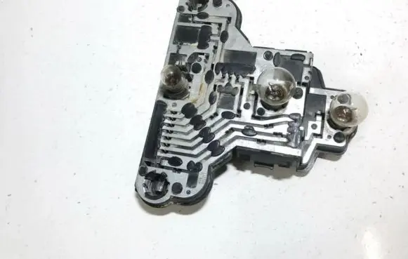 Volkswagen Golf III Tail light bulb cover holder 1h6945257