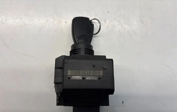 Mercedes-Benz C W203 Engine ECU kit and lock set 2095452308