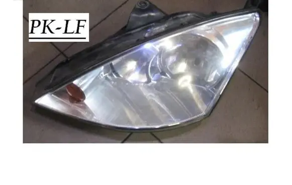 Ford Focus Headlight/headlamp 206348B