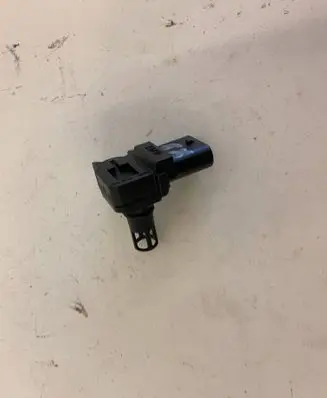 BMW X3 G01 Air pressure sensor 8637900