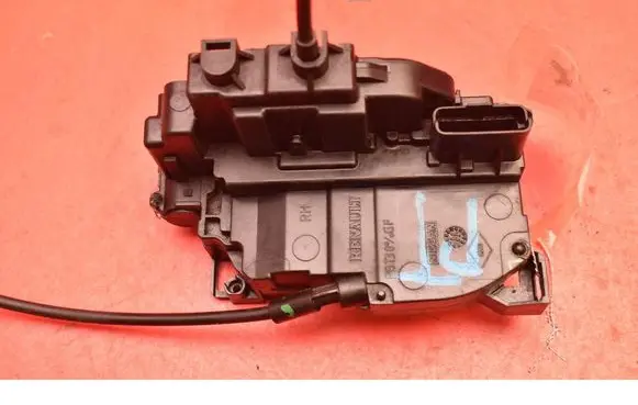 Renault Scenic III - Grand scenic III Front door lock
