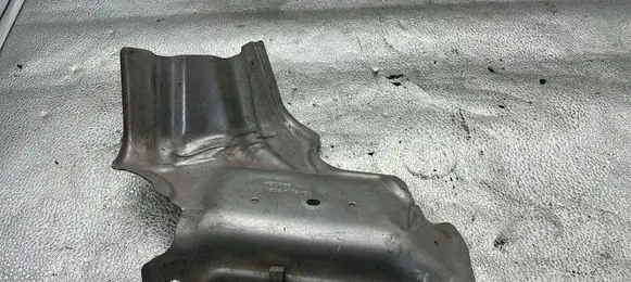 Chrysler Voyager Heat shield in engine bay 05147156AA