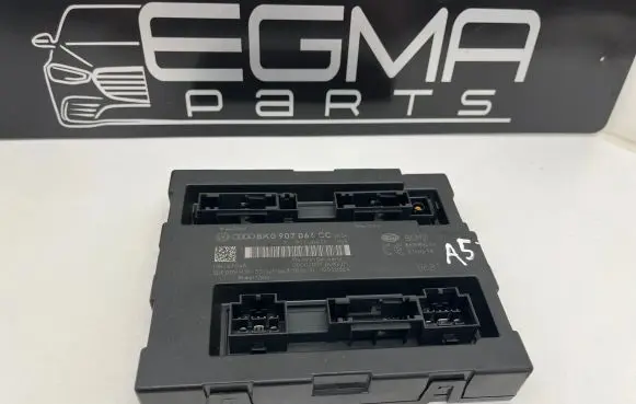 Audi A5 8T 8F Comfort/convenience module 8K0907064CC 5DK00991801