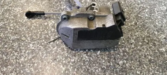 Audi A6 S6 C6 4F Throttle valve 059129086M