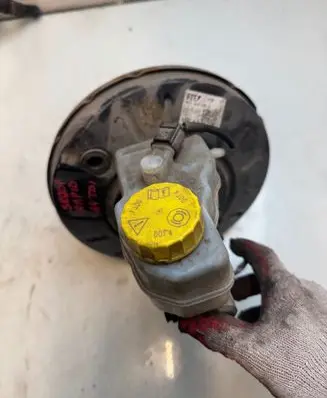 Skoda Rapid (NH) Brake booster 6C1614105G