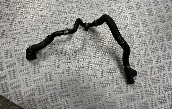 Mercedes-Benz E W212 Engine coolant pipe/hose A2185012882
