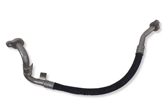 Volvo XC40 Air conditioning (A/C) pipe/hose 8888767760 230525 31694877