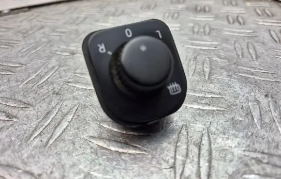 Volkswagen Golf VI Wing mirror switch 1K0959565L