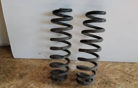 BMW 1 E81 E87 Rear coil spring 