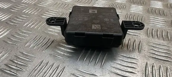 Audi A3 8Y Keyless (KESSY) go control unit/module 5WA959436AC 5WA959436M