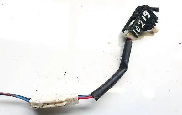 Subaru Outback Brake pedal sensor switch c911