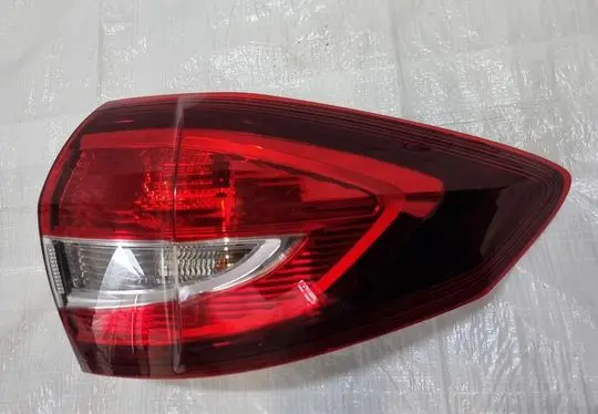 Ford C-MAX II Rear/tail lights F1CB13404BE