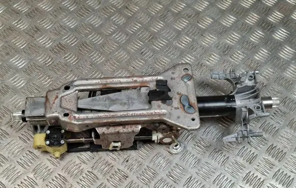 BMW X5 E70 Steering wheel axle 6786603 7045955105 32306786603