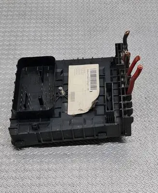 Volkswagen Golf V Fuse box set 017183071 1K0937125A