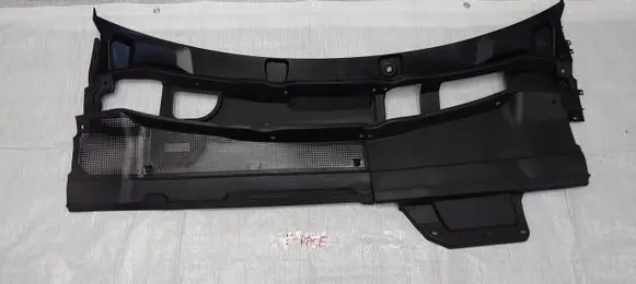 Jaguar E-Pace Wiper trim