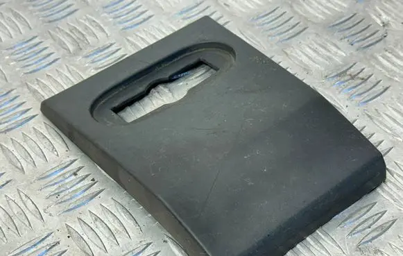 Mercedes-Benz Sprinter W901 W902 W903 W904 Fender trim (molding) A9066903062