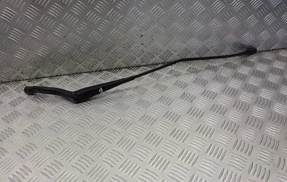 Opel Corsa D Front wiper blade arm 13182326