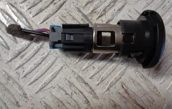 Opel Insignia A 12 V Socket (rear) 