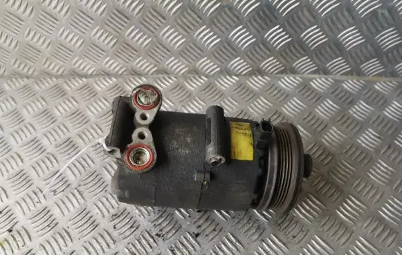 Ford Focus Air conditioning (A/C) compressor (pump) 3M5H19629PH