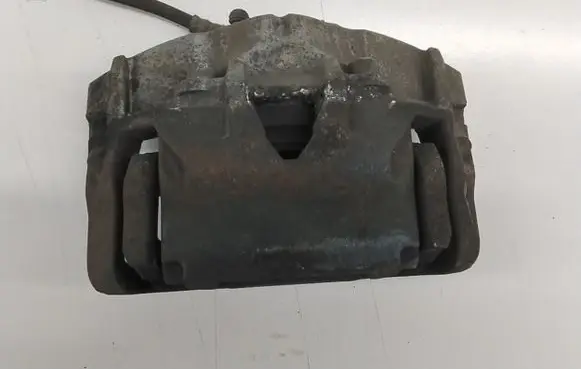 Volvo V70 Front brake caliper 36000376