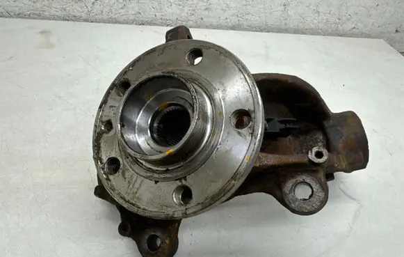 Volvo S80 Front wheel hub