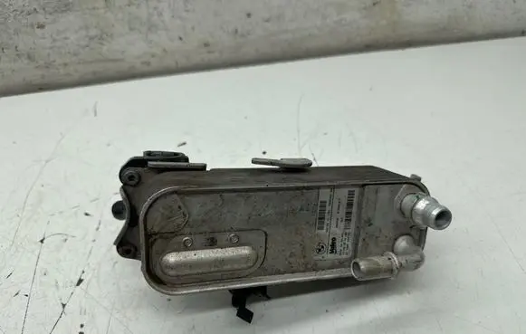 BMW 3 F30 F35 F31 Transmission/gearbox oil cooler 7600553 N159015F