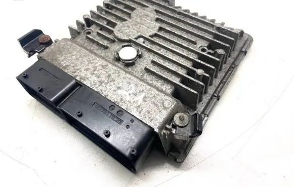 Audi A6 S6 C6 4F Engine control unit/module 03L906023GG 5WP42658AA