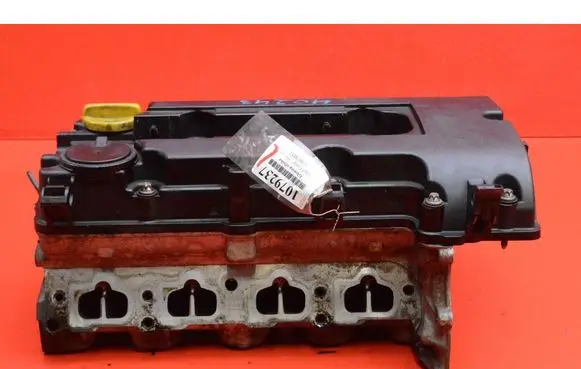 Opel Corsa D Engine head 55562229