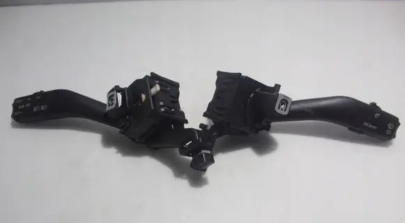 Seat Toledo III (5P) Light switch