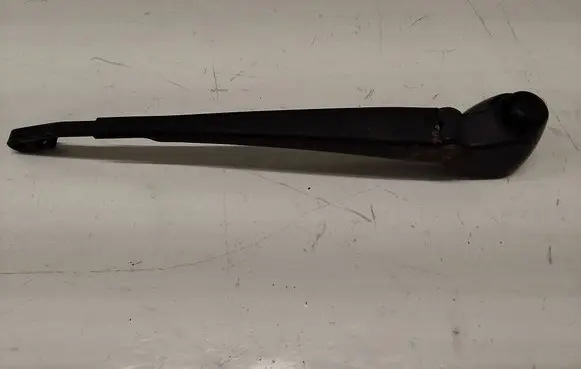 Audi A6 S6 C5 4B Rear wiper blade arm 8D9955407A