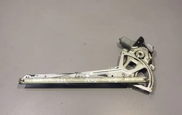 Toyota Prius (XW30) Rear door window regulator motor