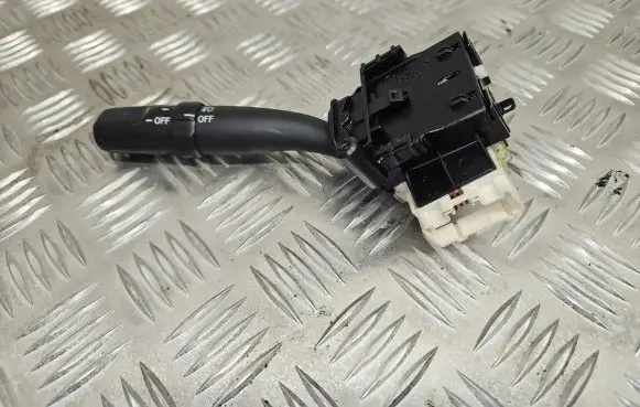 Toyota Avensis T250 Indicator stalk 84140 05110 173795