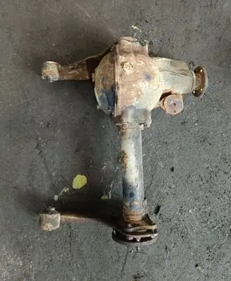 Mitsubishi Pajero Front differential 