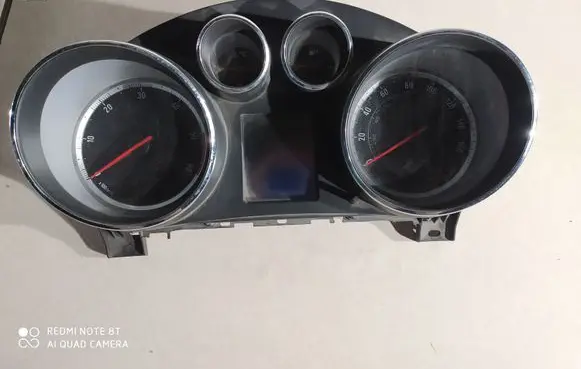 Opel Insignia A Speedometer (instrument cluster)