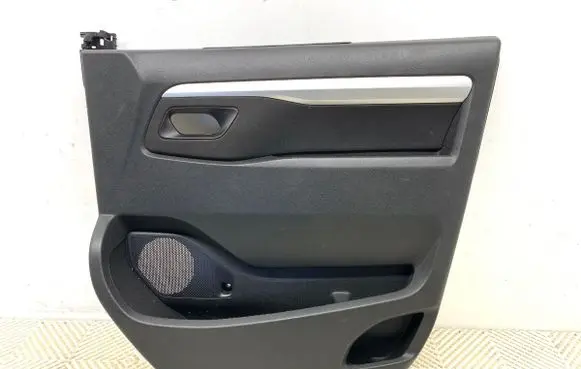 Front door card panel trim