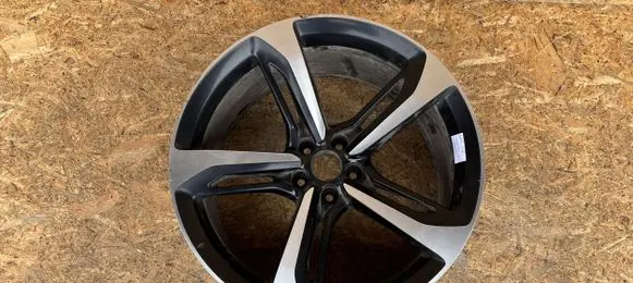 Audi Q7 4M R21 alloy rim 4M0601025 C12569