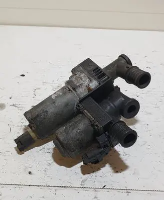 BMW 3 E46 Coolant heater control valve 0392020069 64118369807 1147412149
