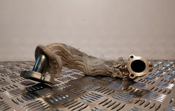 Jeep Grand Cherokee EGR valve line/pipe/hose