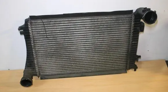 Volkswagen PASSAT B6 Intercooler radiator