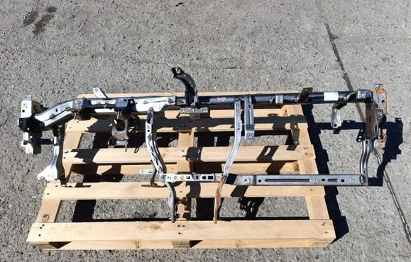 Ford Maverick Dashboard cross member/frame bar 