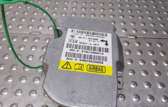 BMW X3 E83 Airbag control unit/module S26380766 3414990
