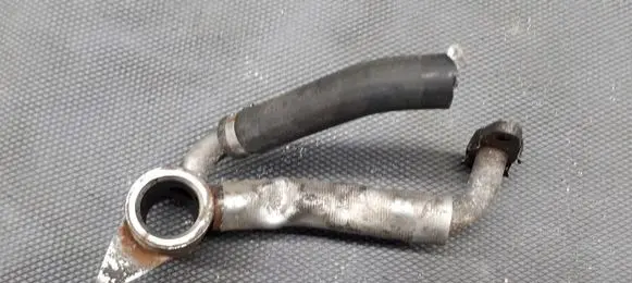 Volkswagen Amarok Turbo turbocharger oiling pipe/hose 03l145735a