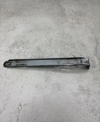 Volvo XC90 Headlight/headlamp mounting bracket 8637182
