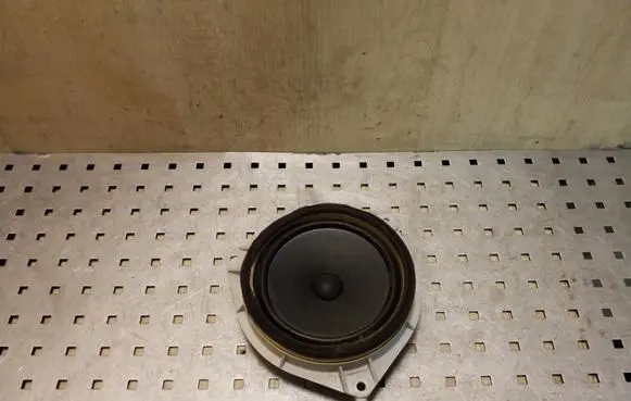 Toyota Land Cruiser (J120) Rear door speaker 8616022890