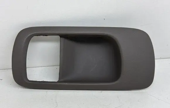Lexus LS 400 Rear door handle cover 6929750010